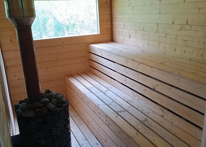 Sosnowa Dolina We Wielu Semesterbostad Wiele